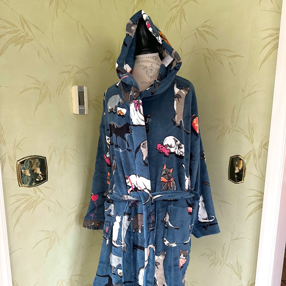 COPY - VERA BRADLEY CAT'S MEOW ROBE:NWT S/M or  2X/3X